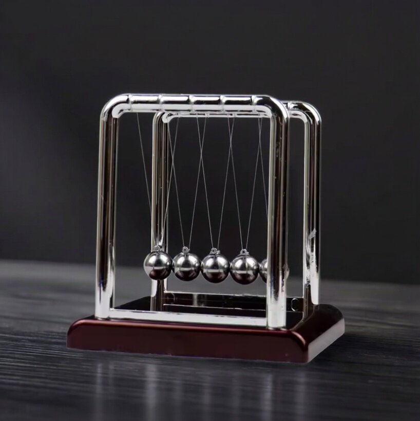 Newton Cradle Balance Pendulum - Office Technology recension och pris